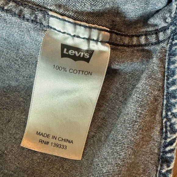 Levis Western Style Soft Lightweight Denim Top Size S - Picture 4 of 6